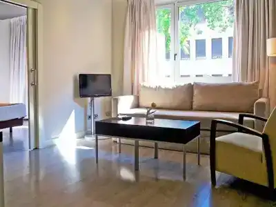 Suites Viena Plaza de España - 75