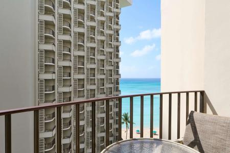 Outrigger Waikiki Beach Resort - 55