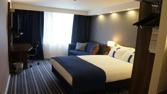 Holiday Inn Express Earls Court, An Ihg - 3
