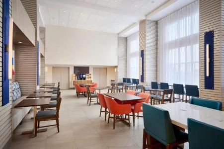 Kitchener Inn & Suites - 13
