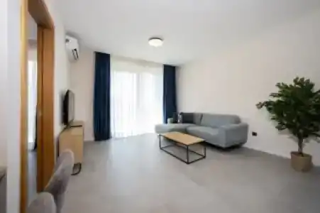 Royal Blue & Residences - 86