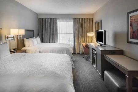 Hampton Inn West - 28