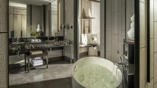 Four Seasons Bangkok at Chao Phraya River - 55