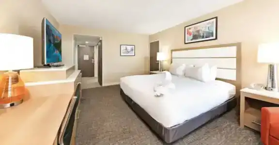 DoubleTree by Hilton Virginia Beach - 45