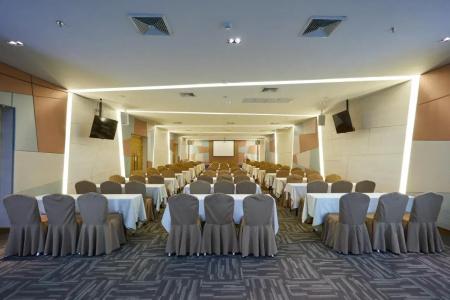 Welcome World Beach Resort & Spa - 19