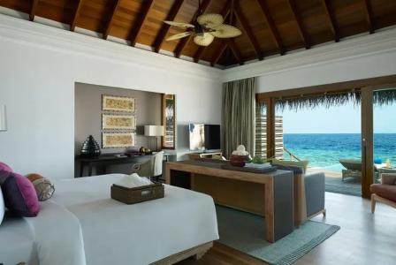 Dusit Thani Maldives - 33