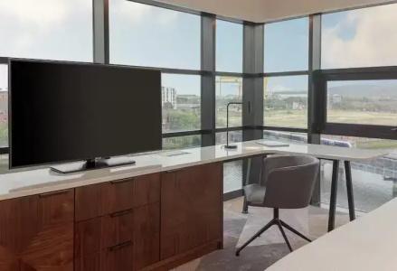Hilton Belfast - 62