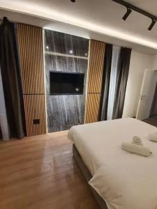 Privilege Suites by Central Park - 55