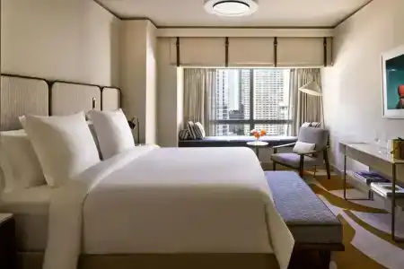 Four Seasons Miami - 3