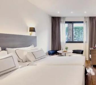 Melia Madrid Serrano - 50