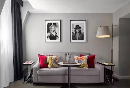 The Trafalgar St. James, London Curio collection by Hilton - 64