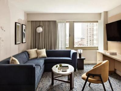 Hilton Garden Inn Times Square - 10