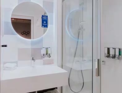 Hampton By Hilton Warsaw Reduta - 48