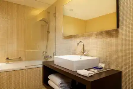 Park Inn by Radisson Antwerpen - 29