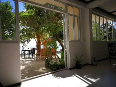 Crown Beach Maldives - 14