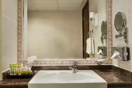 Ramada by Wyndham Beach Ajman - 23