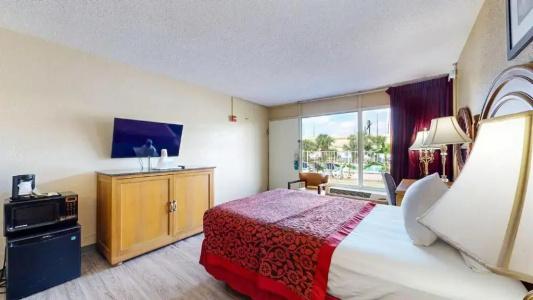 Days Inn by Wyndham Orlando Downtown - 19
