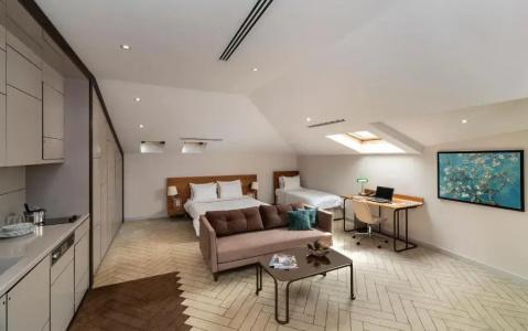 Upsuites - 61