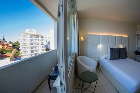 Ons Oceanfront - 52