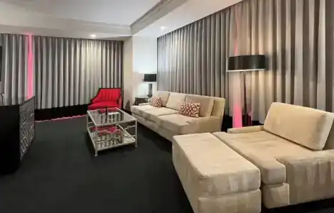 Lucky Dragon - 46