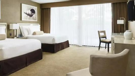 Luxe Sunset Boulevard - 53