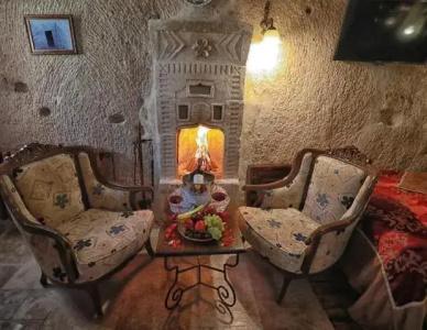Traveller's Cave - 107