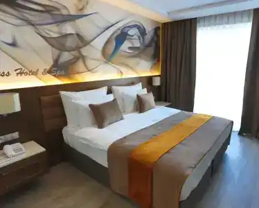 B Business & Spa - 36