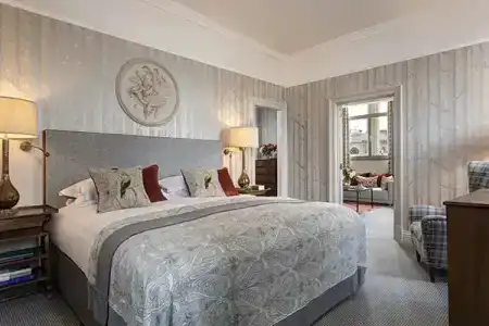 The Balmoral - 84