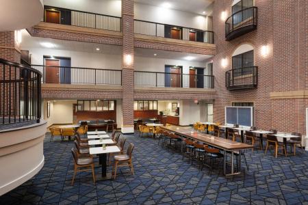 Courtyard by Marriott at Old Town - 21