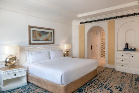Habtoor Grand Resort, Autograph Collection - 22