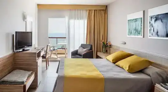 Aqua Promenade - 40