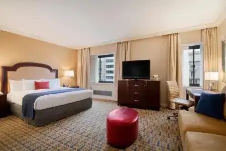 Capital Hilton - 56