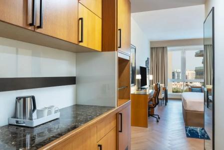 Four Points by Sheraton Downtown Dubai - 50