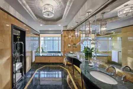 Mandarin Oriental, - 68