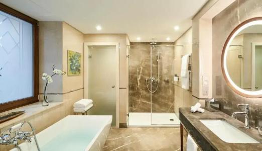 Athenee Palace Hilton Bucharest - 26