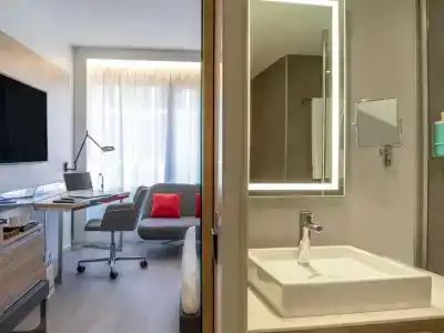 Novotel Campo De Las Naciones - 22