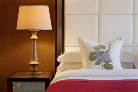 The Mandeville - 54
