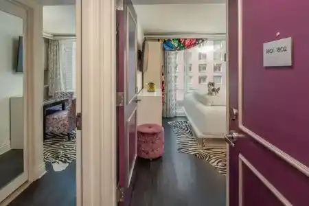Staypineapple, An Artful, Midtown New York - 15