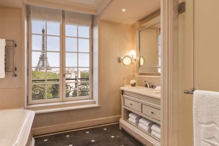 Shangri-La Paris - 9