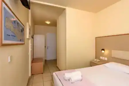 Eri Beach & Village - 7