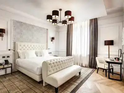 Splendide Royal - Small Luxury Hotels of the World - 61