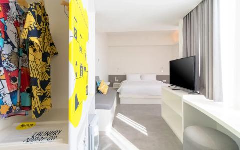 Yello Kuta Beachwalk Bali - 21