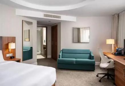 Hilton Garden Inn Bucharest - 69
