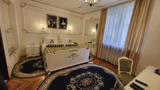 Queen's Astoria Design - 46