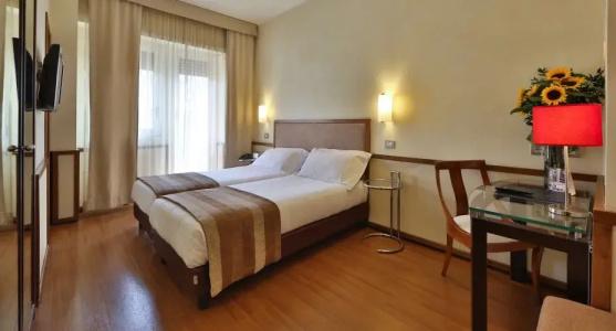 Best Western Piccadilly - 58