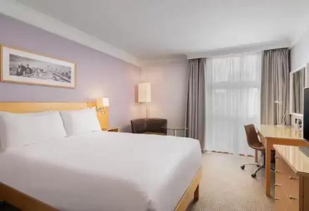 Hilton London Kensington - 37