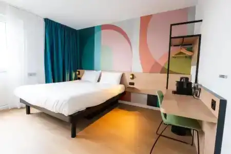 ibis Mons Centre Gare - 6