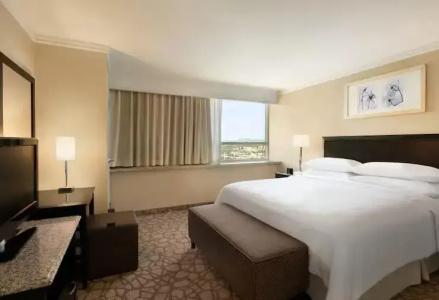 Embassy Suites Los Angeles - 24