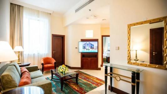 Pearl City Suites - 69