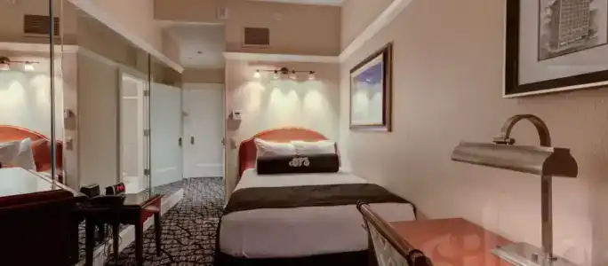 Gaslamp Plaza Suites - 24